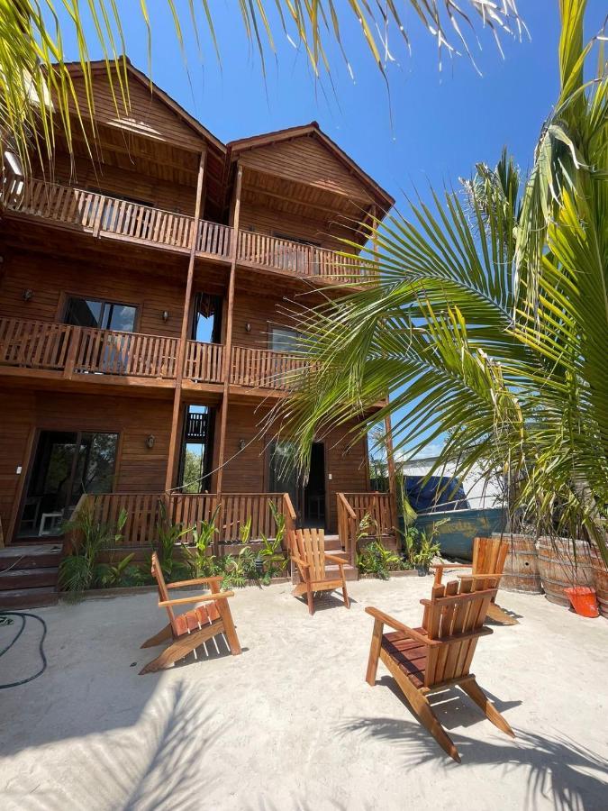 Krak-Inn Holbox - Self Check In Экстерьер фото